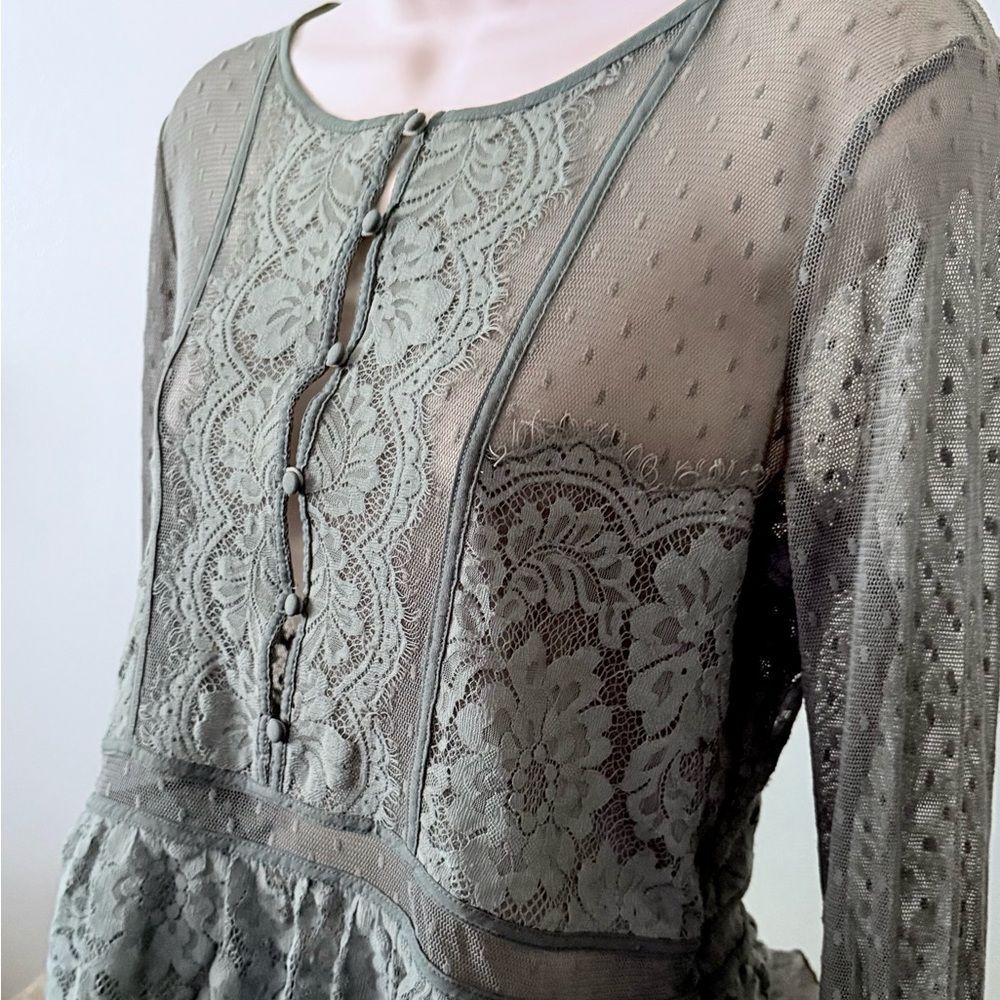 Free People Lace Top M Size - Picture 3 of 4